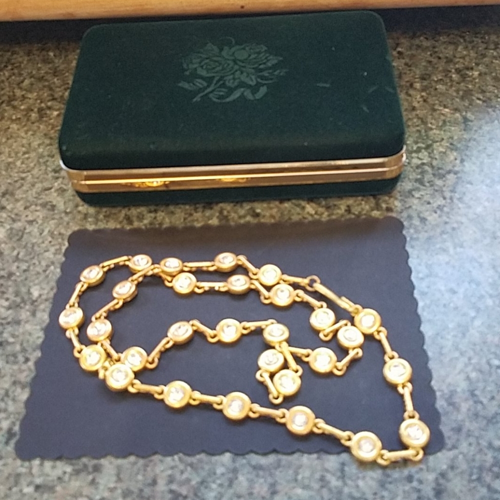 Necklace With Free Velvet Jewelry Box